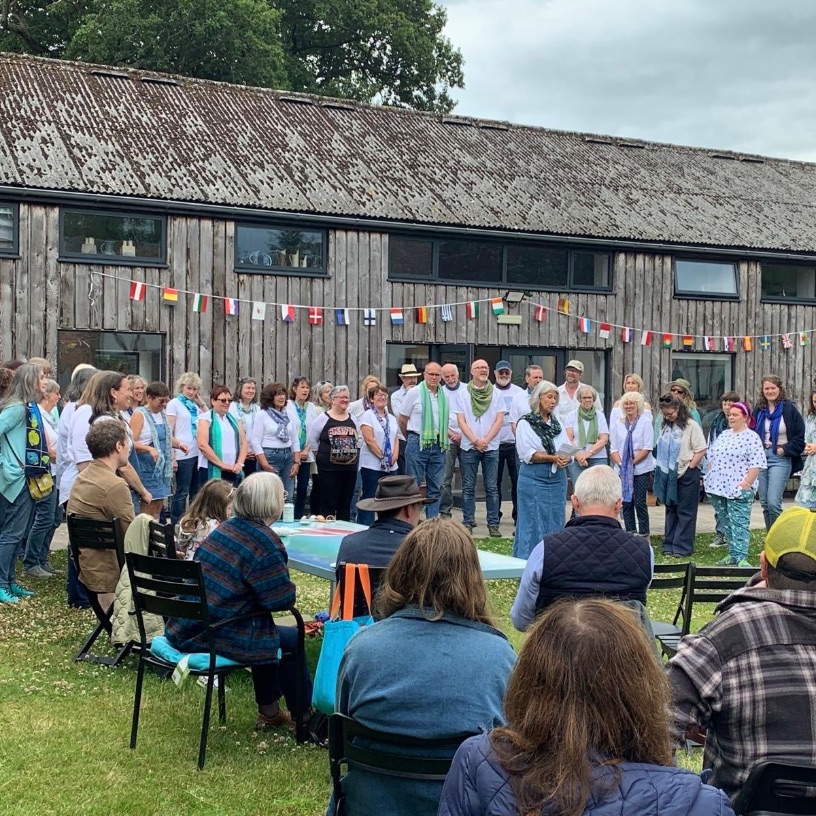 Hafren & Llanidloes Community Choir at MWA